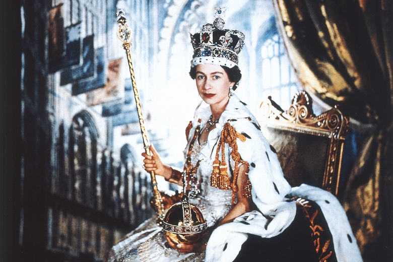Противоречивый портрет герцогини и королевы