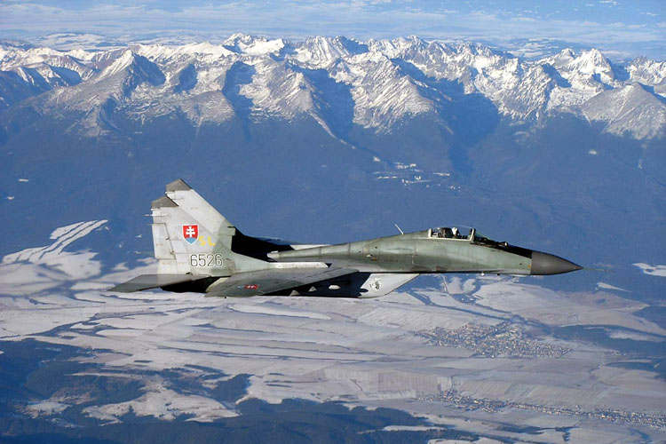 Полеты на истребителе МиГ-29 - это мечта
