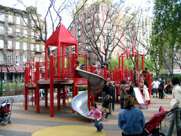 Детские игровые комплексы для улицы